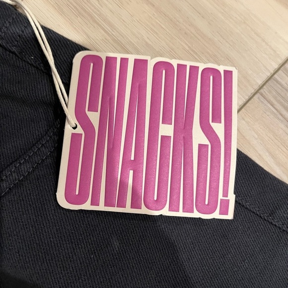 NWT Mother Denim SNACKS! The Down Low Sweet Tooth Skimp Jeans in Faded Black 25 - Picture 9 of 9